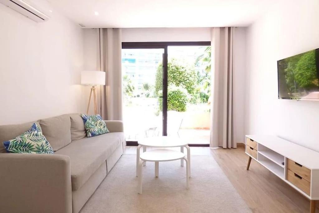 Caprichoso apartamento en el corazon de Puerto Banus Marbella Exterior foto